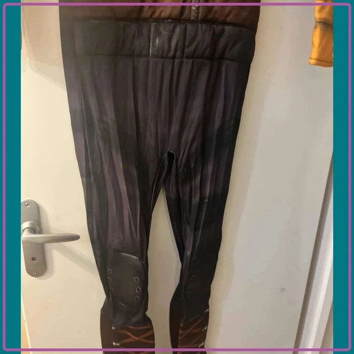 Costume fornite 09-10 ans - photo numéro 3