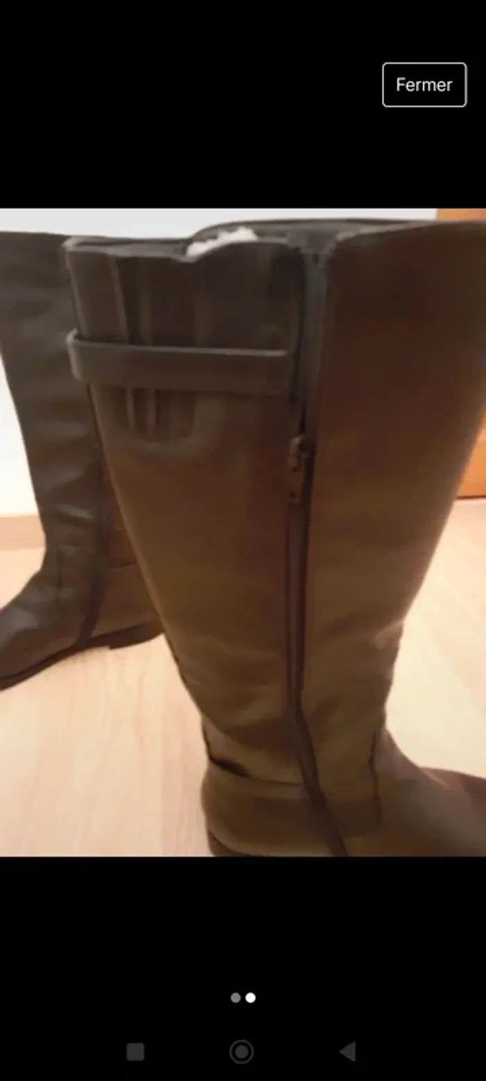 Bottes noires - photo numéro 2