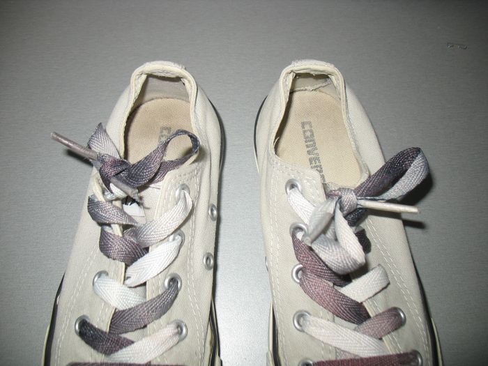 BASKETS BASSES GRISES A LACETS GARÇON "CONVERSE" - P33 - n°02 - photo numéro 2