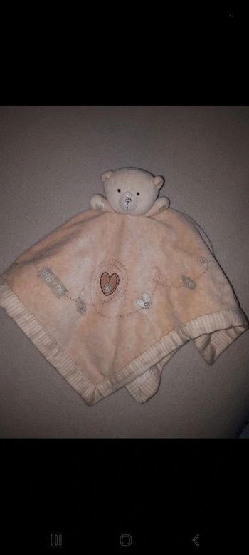 Doudou bio Natures Purest
ours Plat Hug Me