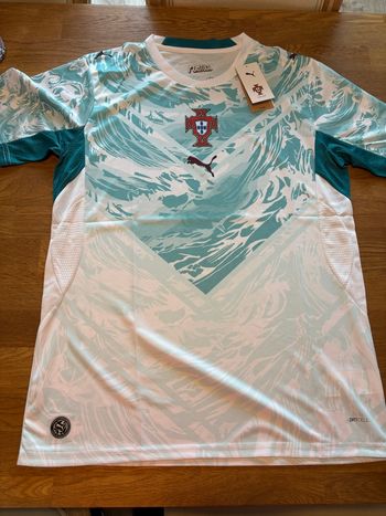 Maillot Portugal 🇵🇹 Puma 2024/2025 neuf avec étiquette – Taille L – DryCELL – édition originale