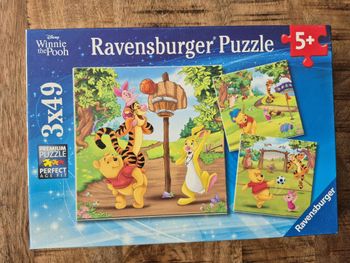 Boîte de 3 puzzles Ravensburger "Winnie" 5+