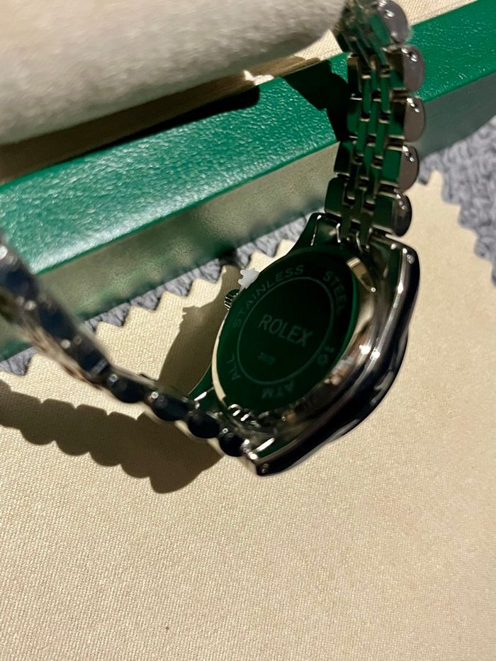 Montre femme - photo numéro 4