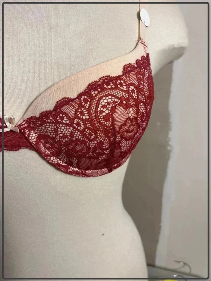 Soutient soutient gorge taille 85c neuf avec étiquette - photo numéro 2