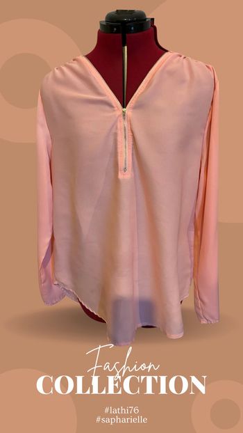 Blouse manches longues rose pale décolleté