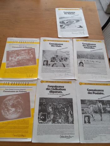 Lot de 7 dossiers du chocolat Poulain