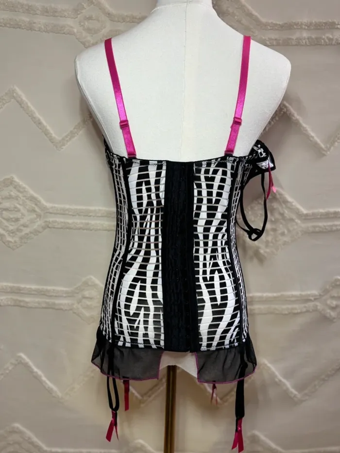 Corset sexy emo Y2K burlesque lingerie pin-up - photo numéro 6