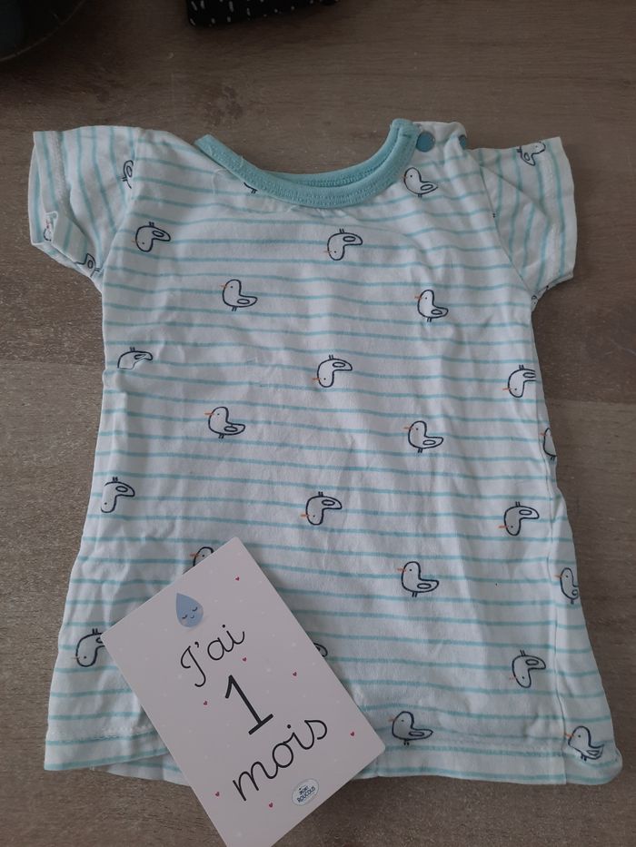 Barboteuse , grenouillère taille 1 mois