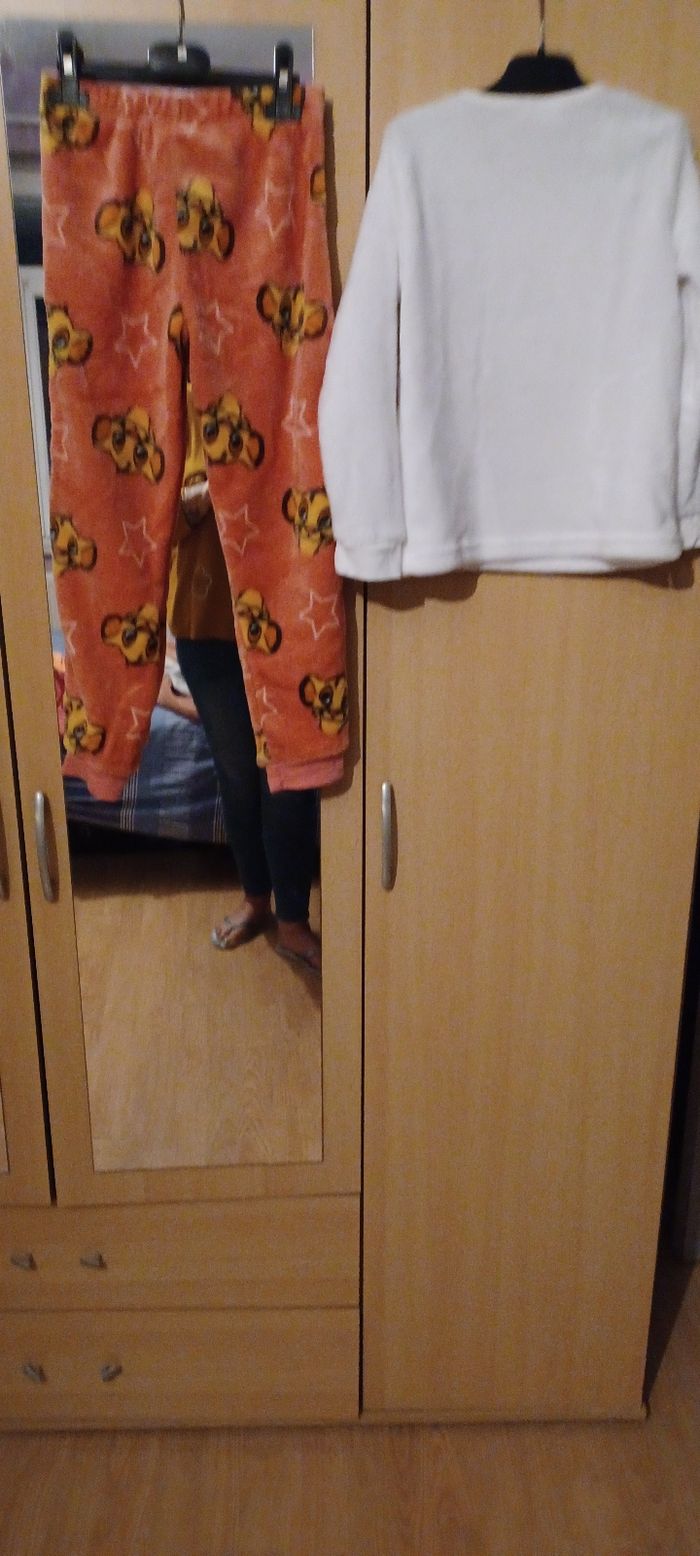 Très joli pyjama 2 pièces fille T 8 ans - photo numéro 7