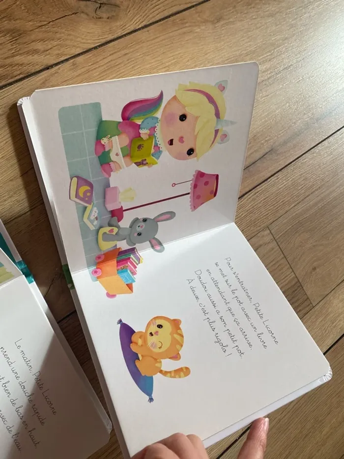 Lot livres petite licorne - photo numéro 7