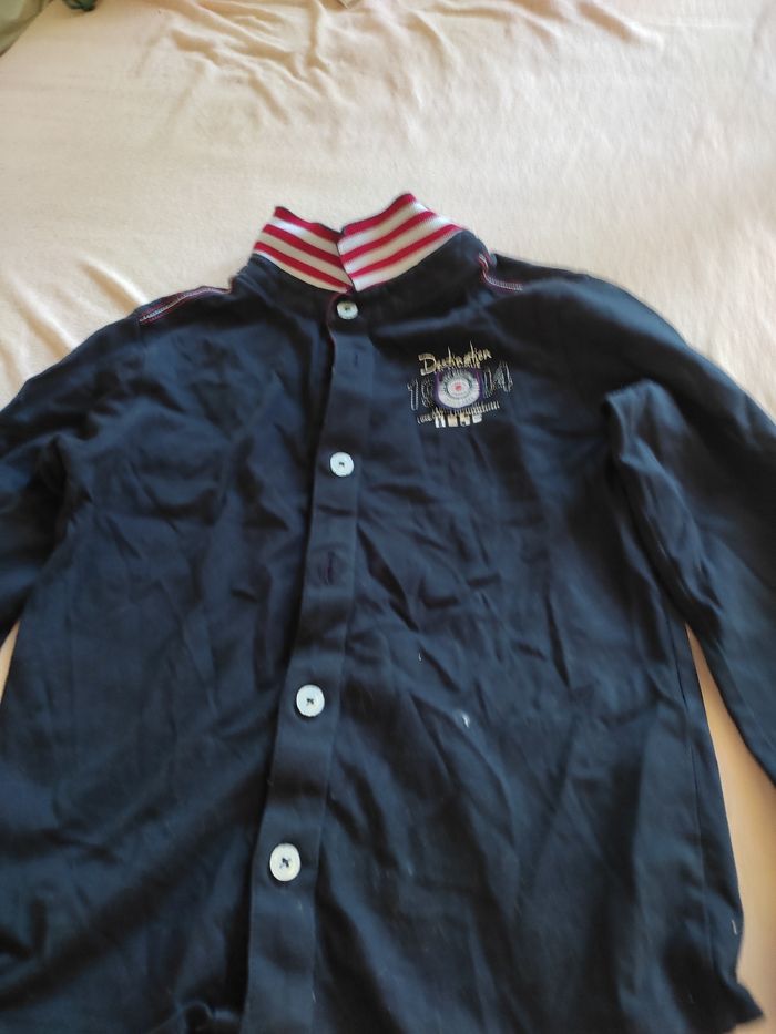 Haut garçon 8 ans - photo numéro 4