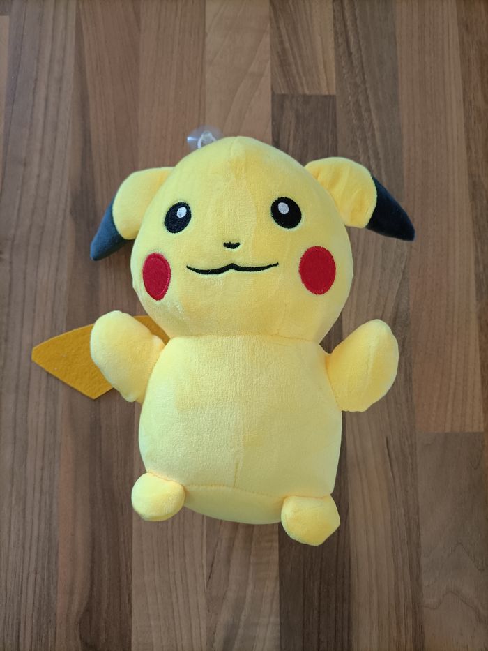 Peluche Pikachu Pokémon neuve