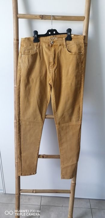 Pantalons moutardes