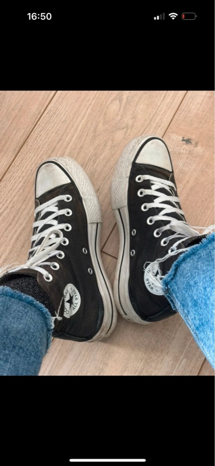 Converse noires - photo numéro 2