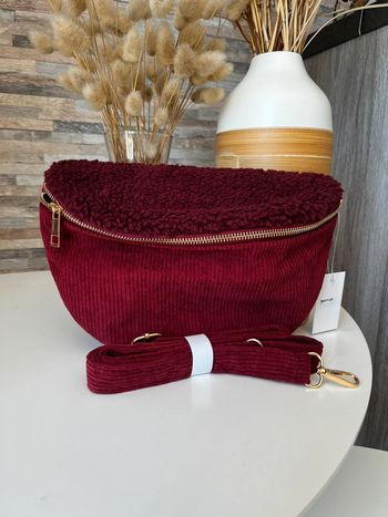 Sac banane bordeaux moumoute