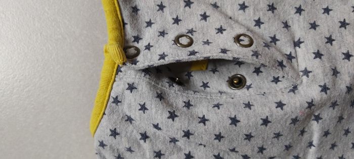 Tshirt manche longue 18 mois - photo numéro 4