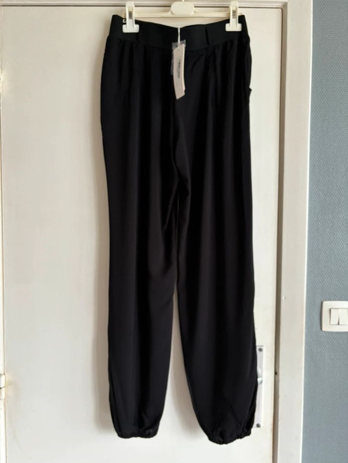 Pantalon fluide neuf - photo numéro 2