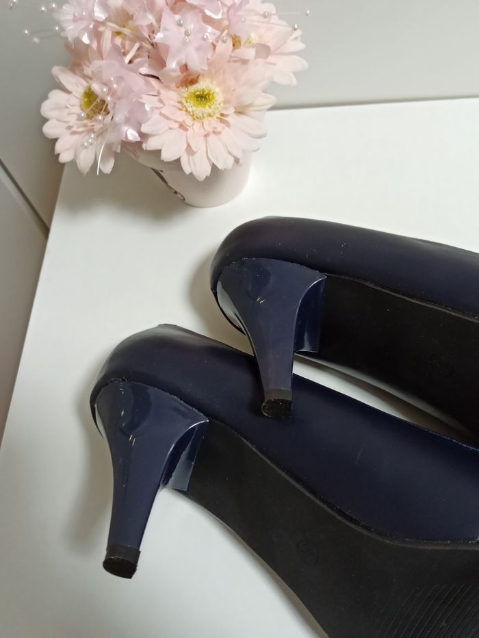 Escarpins bleu marine Neuf - photo numéro 10