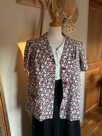 Veste Blazer Légère Blanc avec Motifs Noir et Rouge Faite Main