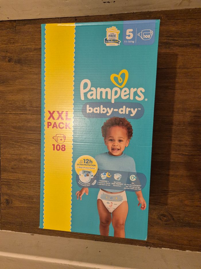 Couche bebe - photo numéro 2