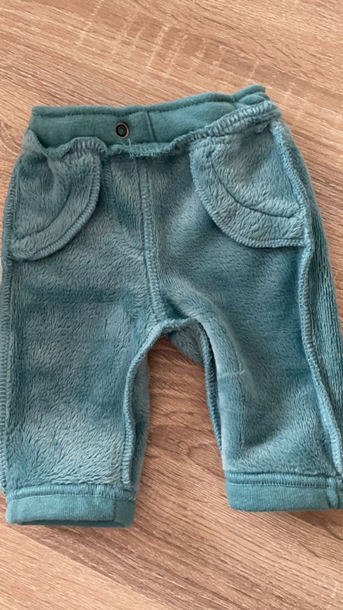 Lot 2 t-shirts manches longues + pantalon épais - photo numéro 5