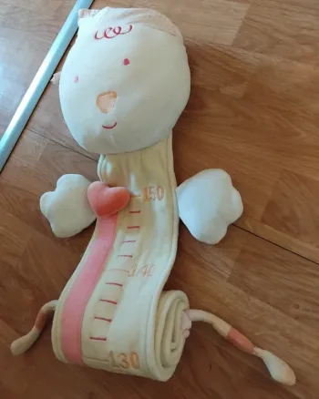 Toise à mesurer en tissus fille