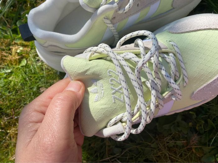 Paire de baskets Adidas ZX 22 Boost  Pointure 36 - photo numéro 6