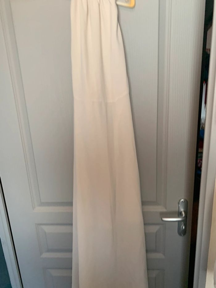 Robe dos nue - photo numéro 2