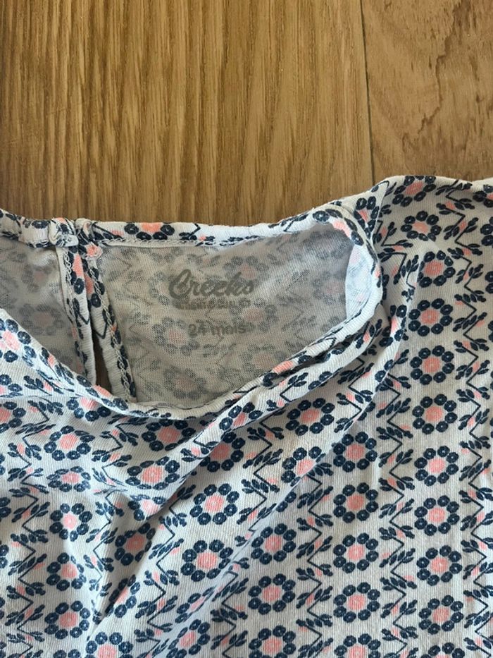 🌸 Tee-shirt fleuri – 24 mois – Creeks 💙💗 - photo numéro 4