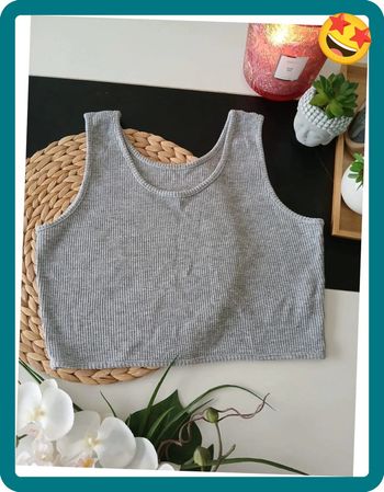 Crop Top gris Neuf Taille L💝🌿
