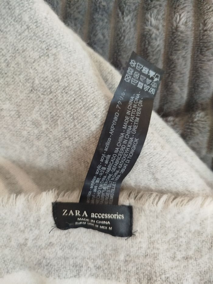 Grande écharpe chaude ZARA mixte - photo numéro 9