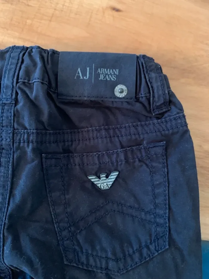 Pantalon Armani Baby taille 3 mois - photo numéro 6