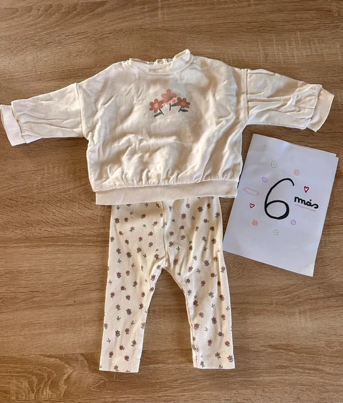 Tenue bébé fille 6 mois