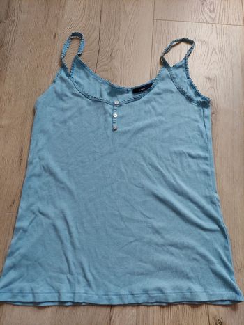 Débardeur T 44 bon état