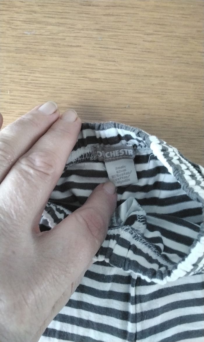 Pantalon , à rayures blanches et noir ,Orchestra ,3M ,62cm - photo numéro 3