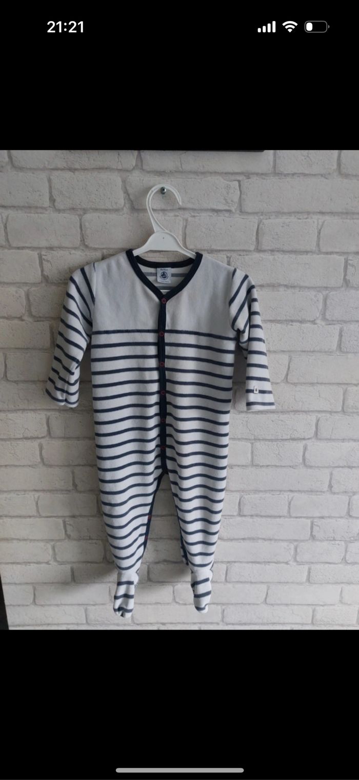 Pyjama Petit Bateau taille 18 mois