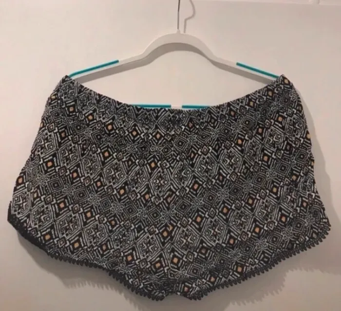 Short femme love to tounge à dentelles noire gris taille XL - photo numéro 2