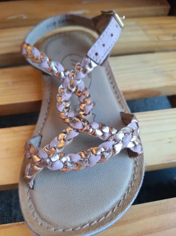 Sandales rose et dorée
