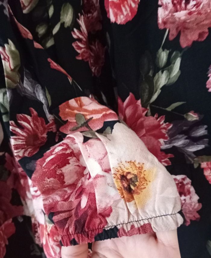 Robe légère pour l'été neuve t.38🌸🖤 - photo numéro 3