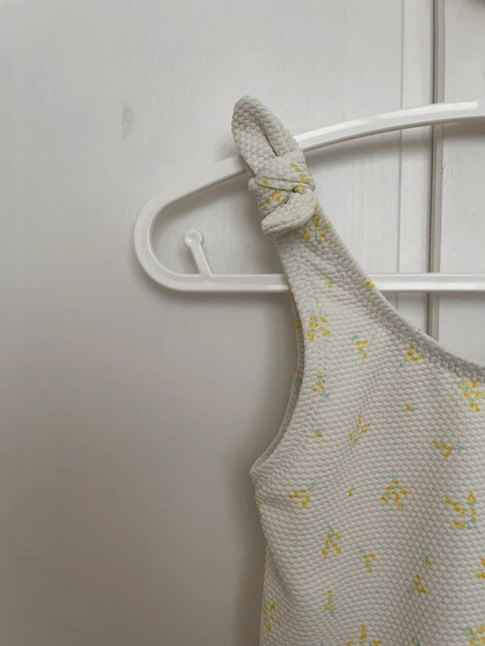 Maillot de bain neuf beige 24 mois kiabi - photo numéro 2