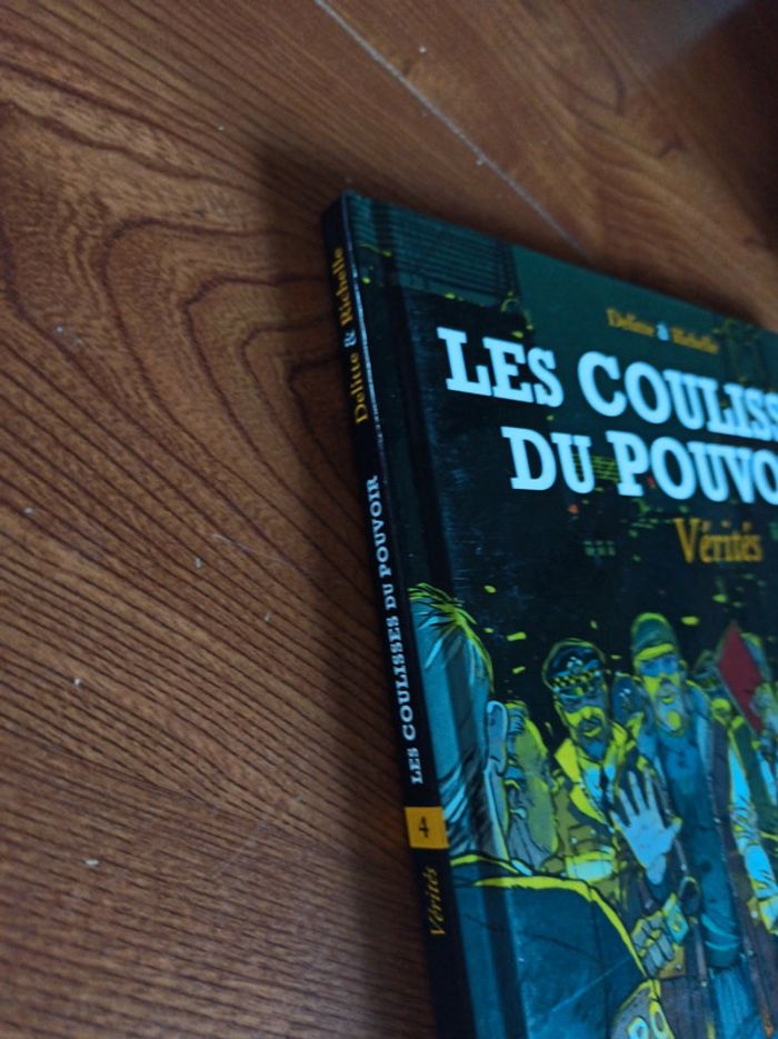 BD les coulisses du pouvoir - photo numéro 2