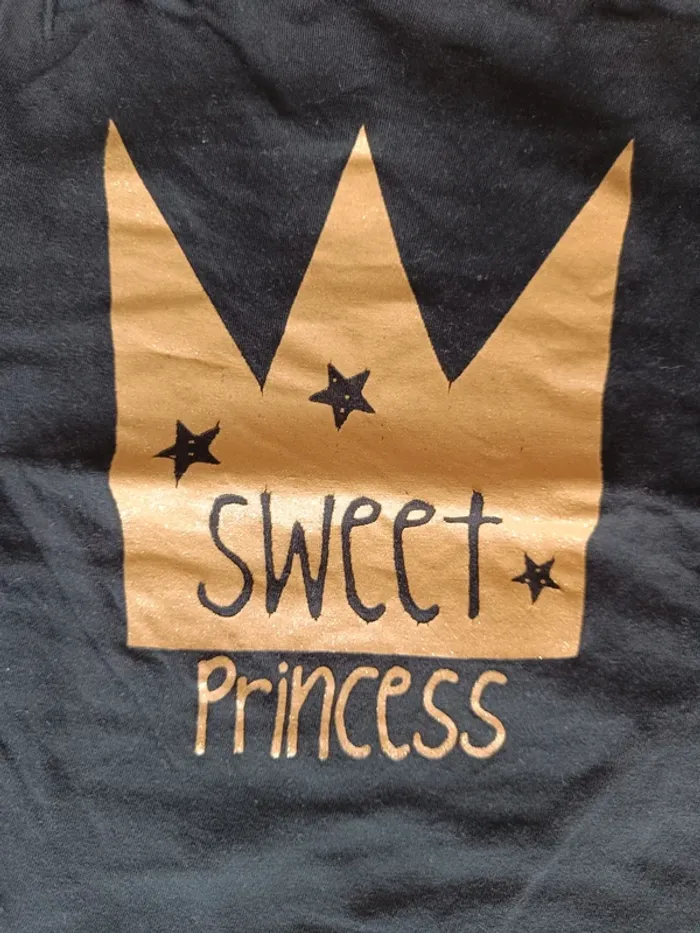 T-shirt couronne 👑 - photo numéro 2