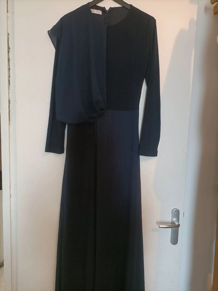 Robe longue bleu roi – Élégante et raffinée