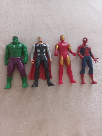 Lot figurine marvel