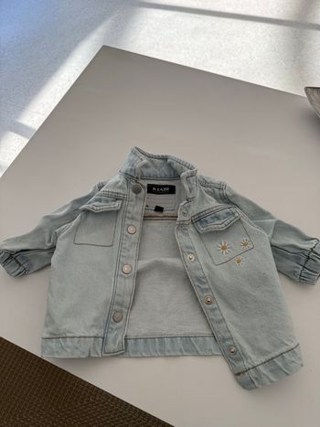 Veste en jean bébé 