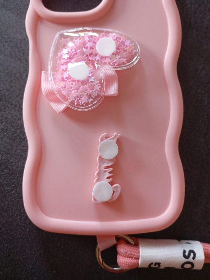 Coque rose redmi 13c + accessoires ( lance de téléphone, petit sticker coeur + sweet ) - photo numéro 4