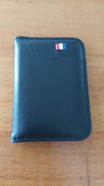 Étui porte carte bleu carte bancaire CB neuf 