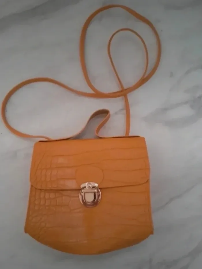 Petit sac à bandoulière 💫Mini sac moutarde Shein💫