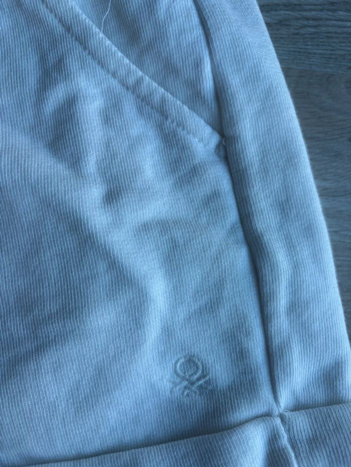 Short Benetton 11-12 ans - photo numéro 3