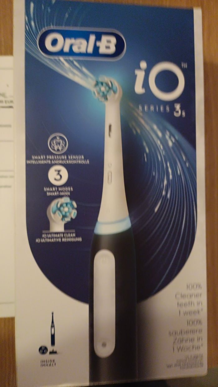 Brosse à dents électrique Oral-B IO series 3S - photo numéro 3